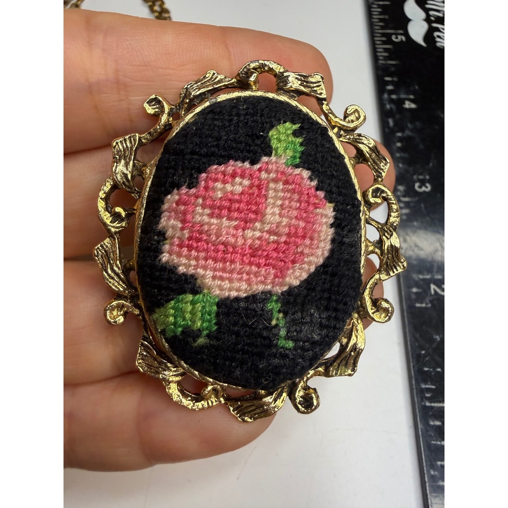 Vintage Needlepoint Rose Pendant Necklace Brooch Gold Tone Pink Floral Cameo